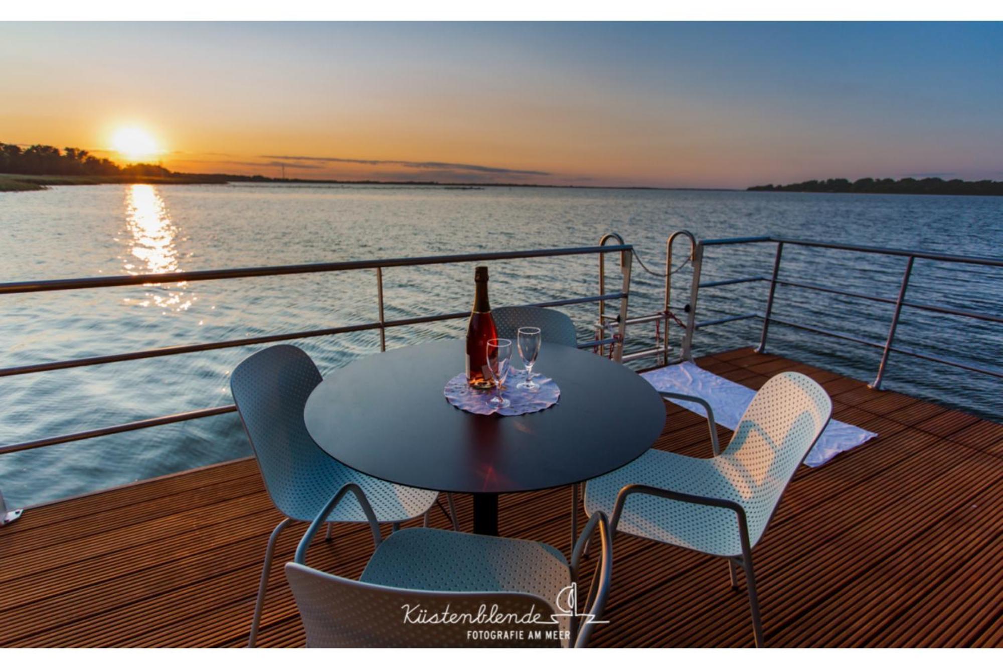 ريبنيتس-دامغارتن Ostsee Hausboot - Kranichnest Lp1 المظهر الخارجي الصورة